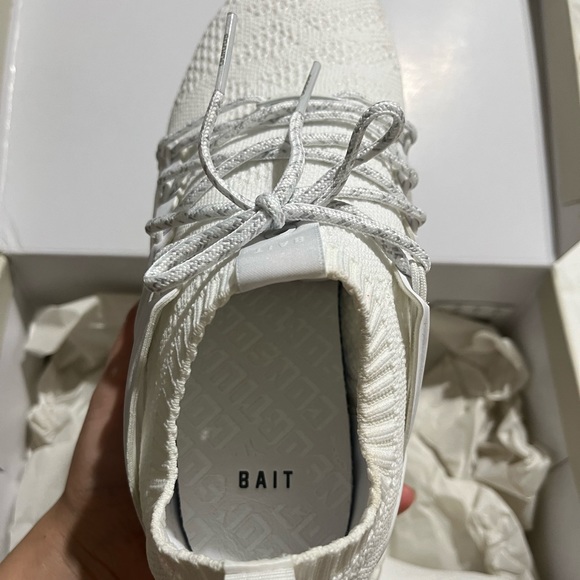 Adidas - Picture 3 of 4